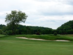 Olde Farm 8th Approach